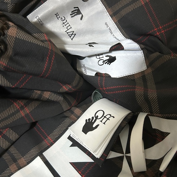 Off White Jacket - Picture 6 of 6